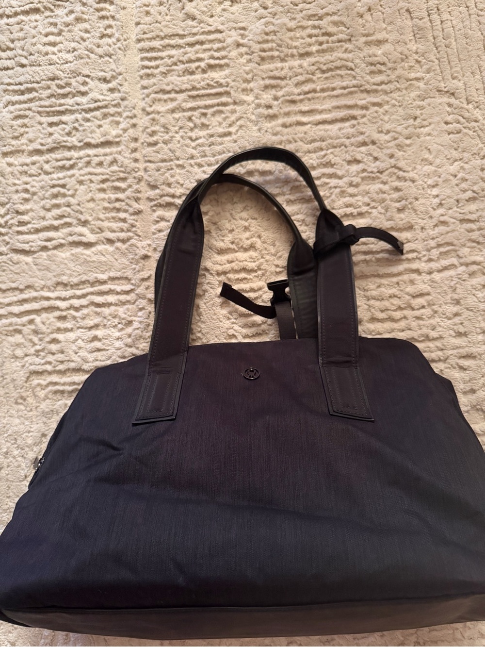 Lululemon duffel bag gym travel carry - Picture 2 of 10